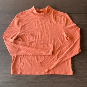 Mock turtleneck long sleeve top